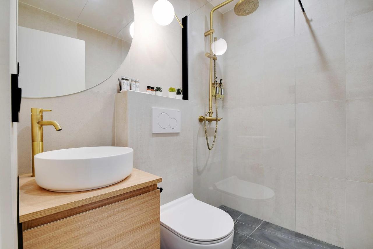 Amazing Apartment 1Br4P - Cremieux Gare De Lyon Párizs Kültér fotó