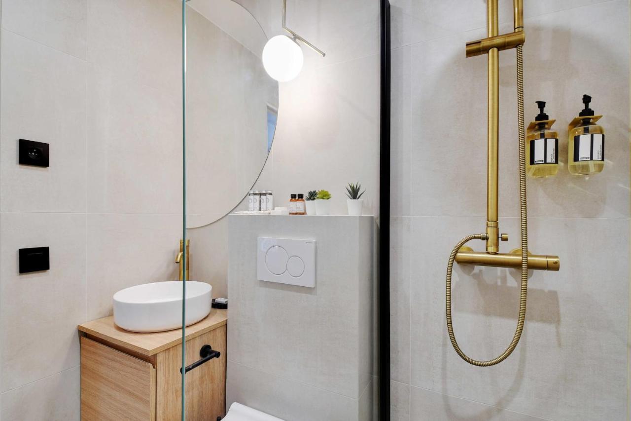Amazing Apartment 1Br4P - Cremieux Gare De Lyon Párizs Kültér fotó